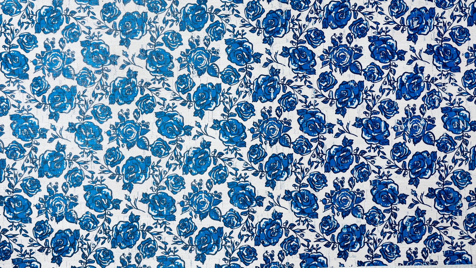 Panneau en liège rustique – Motif floral bleu