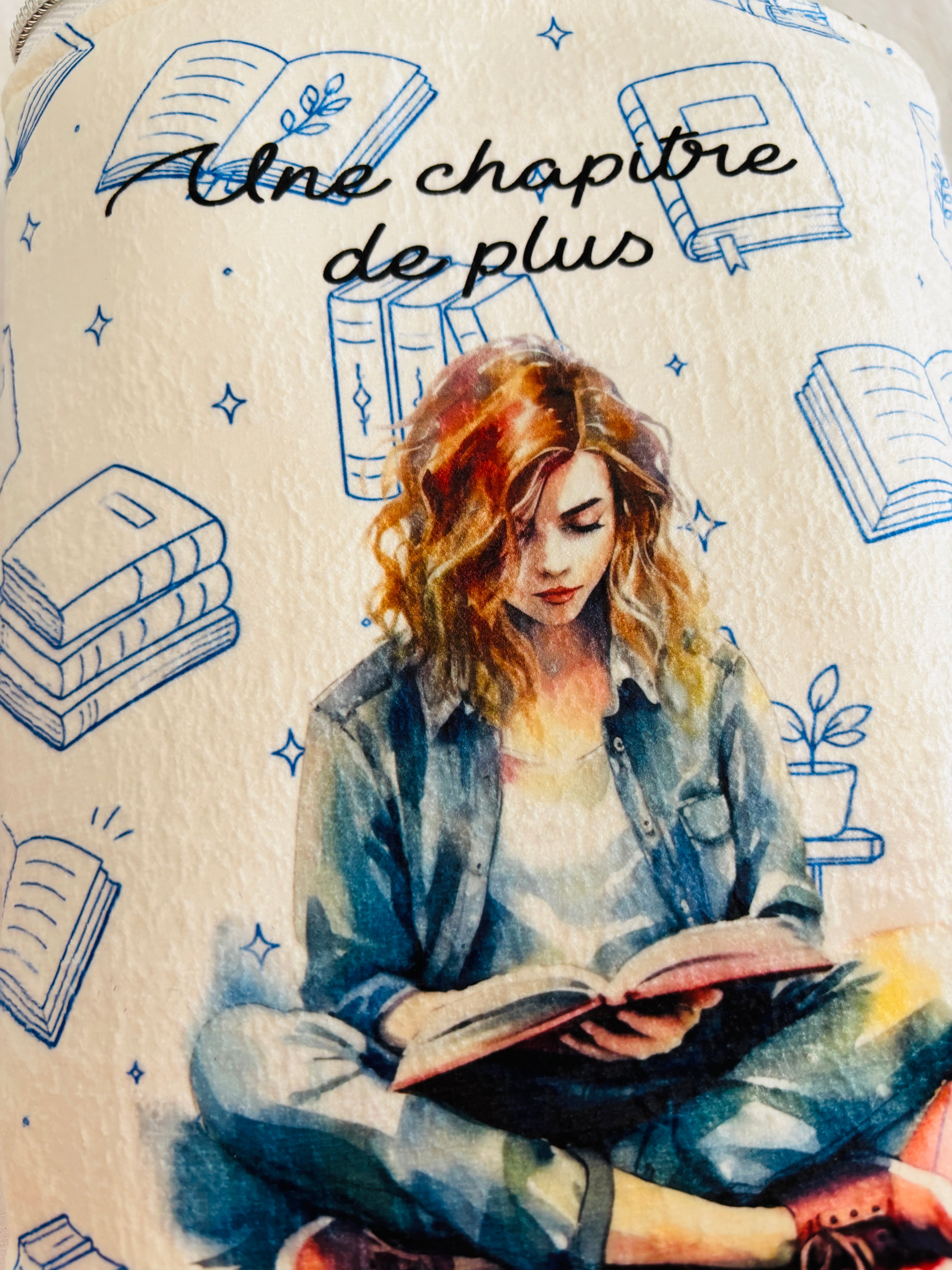 Protège - livre artisanal en tissu velours - Un chapitre de plus