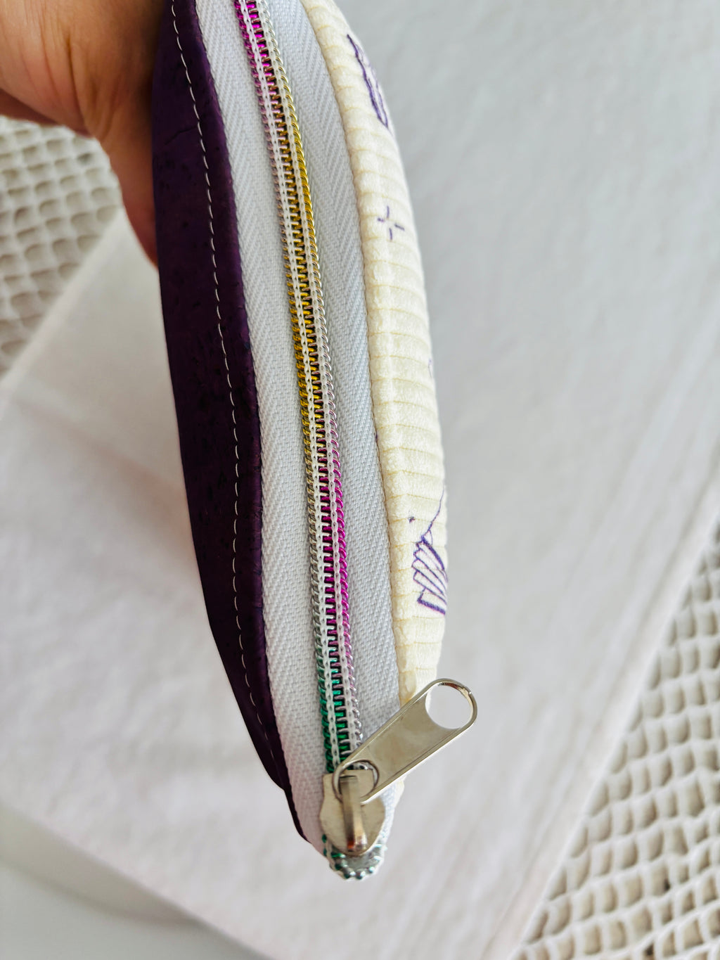 Pochette pour livre de poche en liège et velours côtelé – Personnalisable