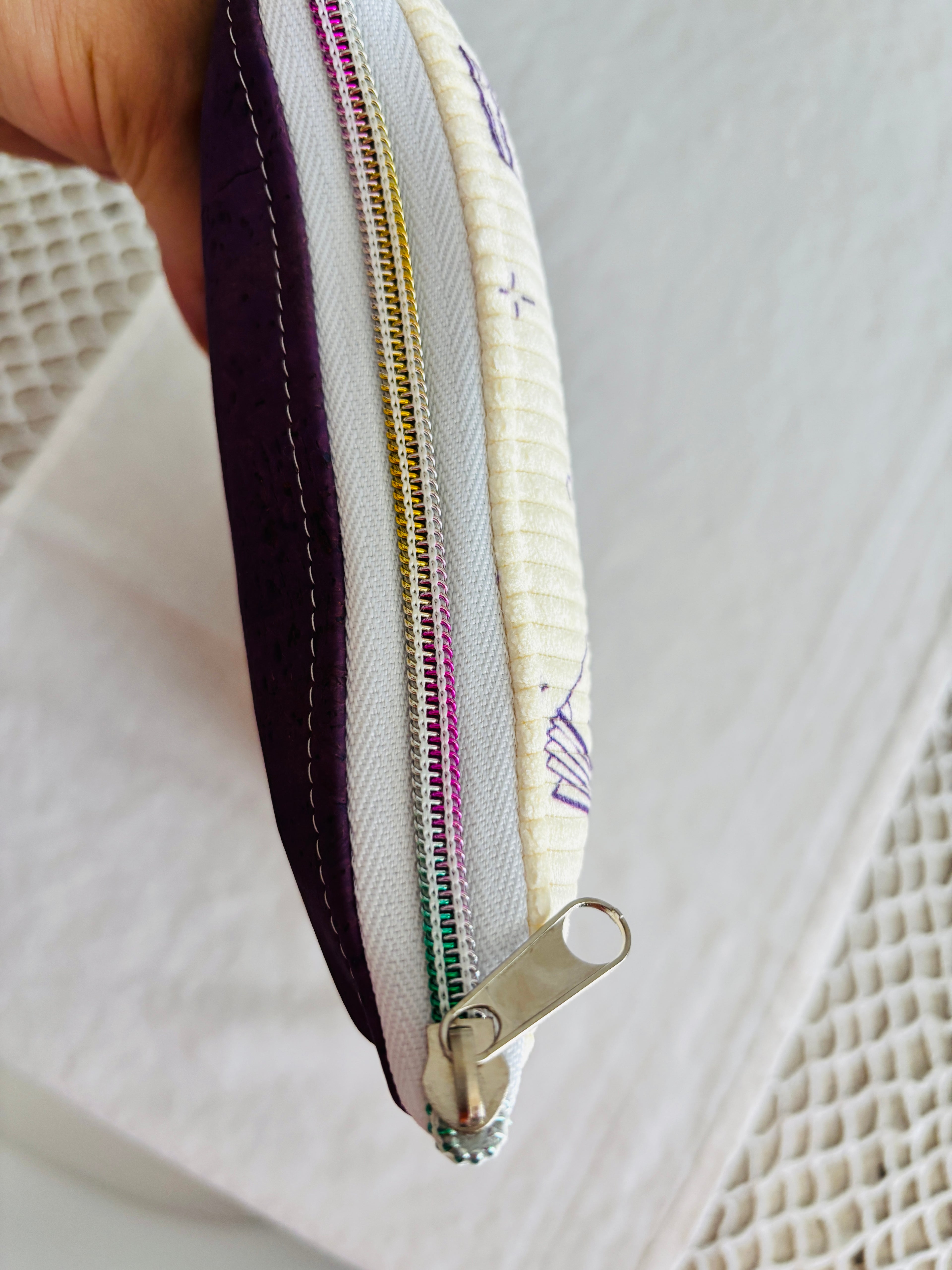 Pochette pour livre de poche en liège et velours côtelé – Personnalisable