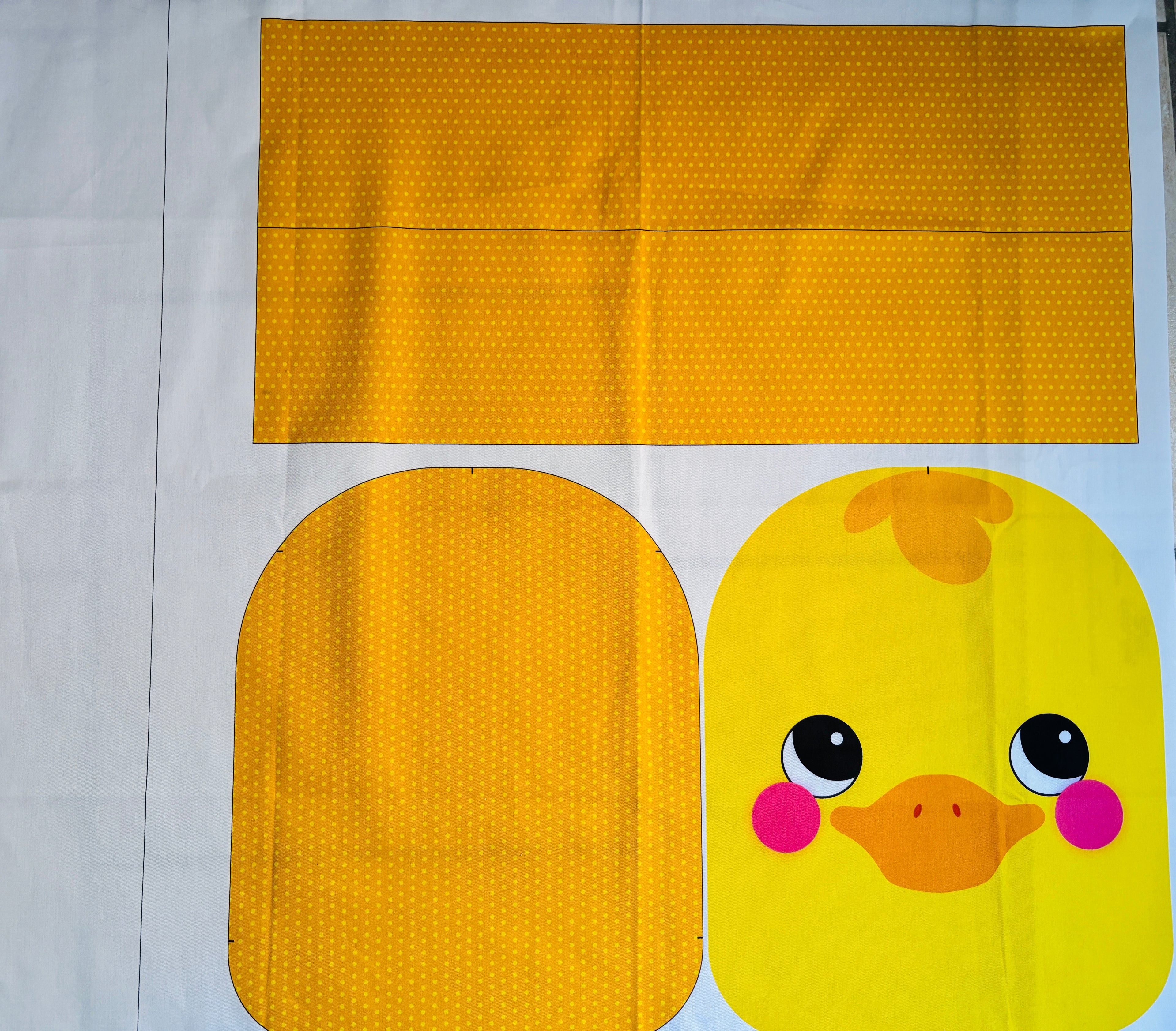Coupon de tissu imprimé-poussin - Pour sac a dos enfant